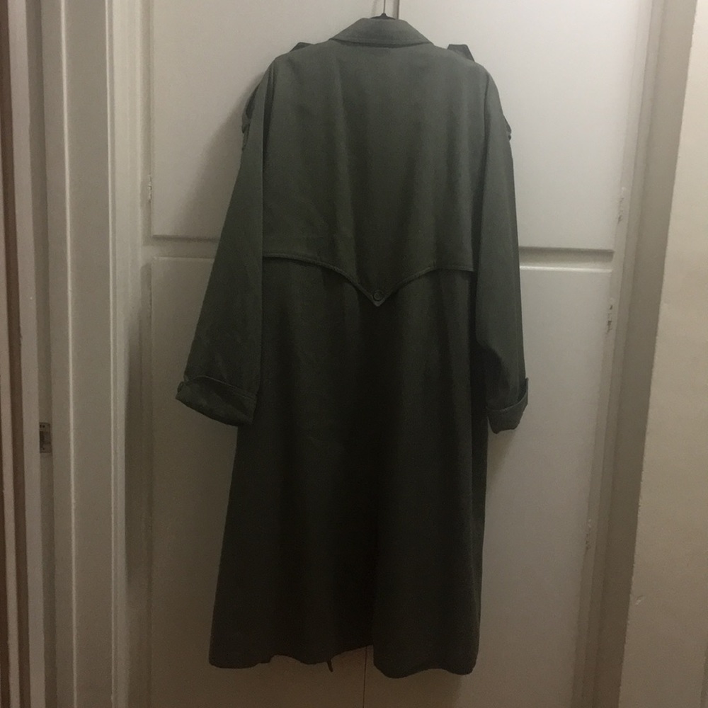 Green-gray Trench - Picture 4 of 8